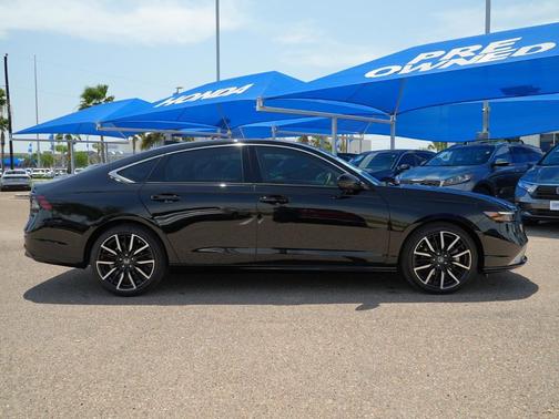 Crystal Black Pearl 2025 Honda Accord Hybrid Touring