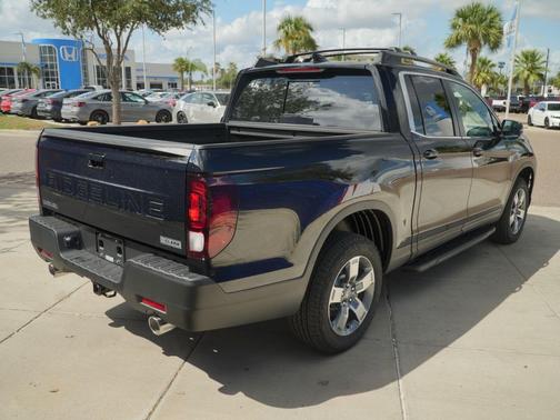 Crystal Black Pearl 2026 Honda Ridgeline RTL