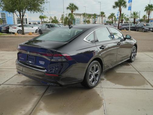 Crystal Black Pearl 2026 Honda Accord Hybrid EX-L