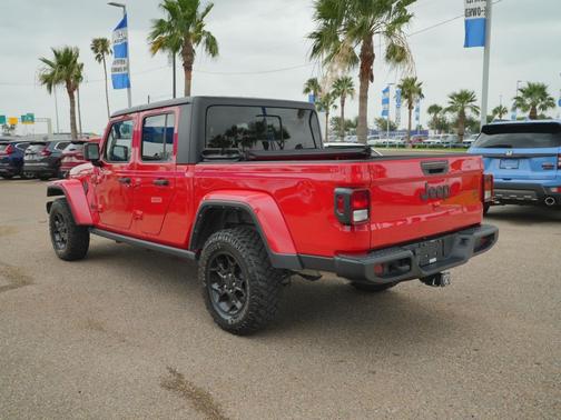 Firecracker Red Clearcoat 2023 Jeep Gladiator Willys 4x4