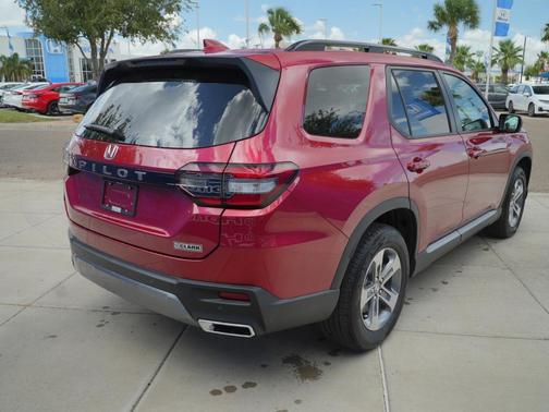Radiant Red Metallic II 2026 Honda Pilot EX-L