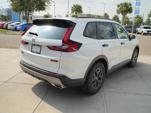 Platinum White Pearl 2026 Honda CR-V Hybrid TrailSport AWD