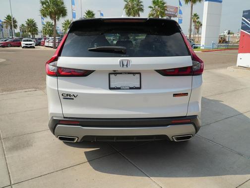 Platinum White Pearl 2026 Honda CR-V Hybrid TrailSport AWD