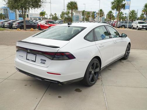 2025 Honda Accord Hybrid Sport-L