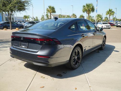 2025 Honda Accord Sport SE 1.5T