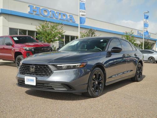 Meteorite Gray Metallic 2025 Honda Accord SE