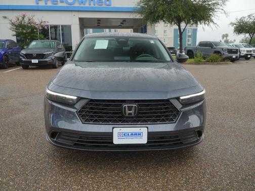 Meteorite Gray Metallic 2025 Honda Accord SE