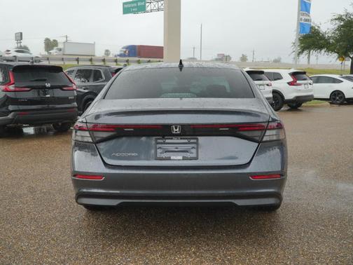 Meteorite Gray Metallic 2025 Honda Accord SE