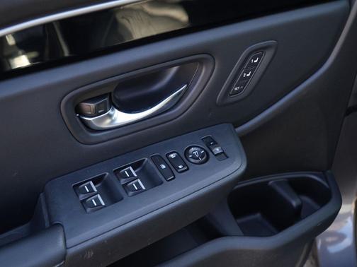 Modern Steel Metallic 2025 Honda Pilot EX-L