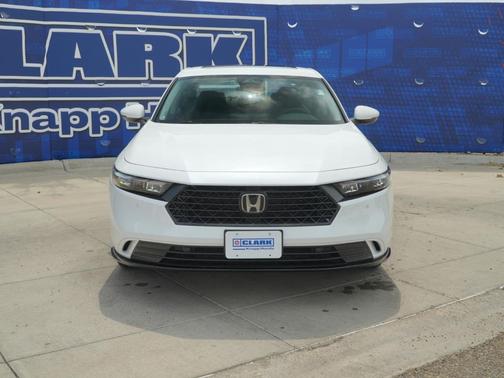 Platinum White Pearl 2026 Honda Accord Hybrid EX-L