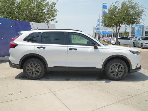 Platinum White Pearl 2026 Honda CR-V Hybrid TrailSport AWD