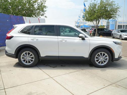 Platinum White Pearl 2026 Honda CR-V EX 2WD