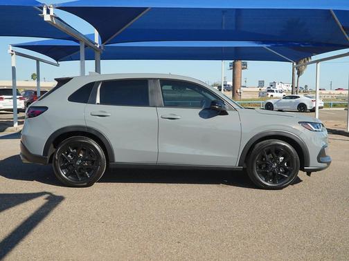 2025 Honda HR-V 2WD Sport