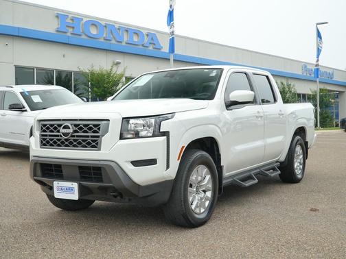 Glacier White 2023 Nissan Frontier SV