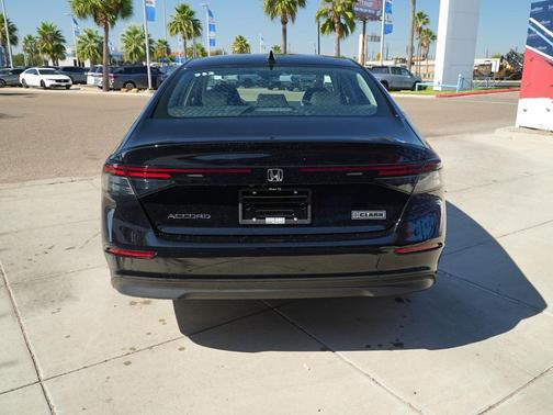 2025 Honda Accord LX 1.5T