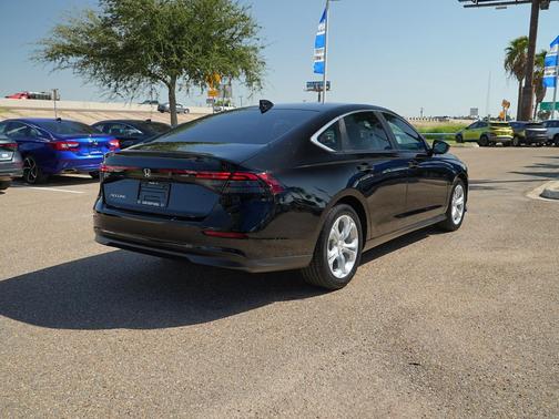 2023 Honda Accord LX 1.5T