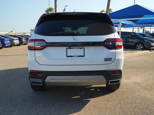 2025 Honda Pilot Touring 8-Passenger