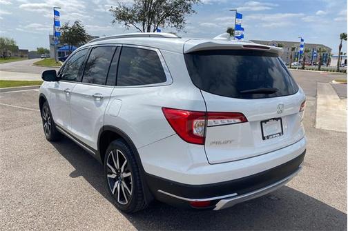 Platinum White Pearl 2020 Honda Pilot Touring 8-Passenger