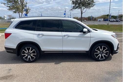 Platinum White Pearl 2020 Honda Pilot Touring 8-Passenger