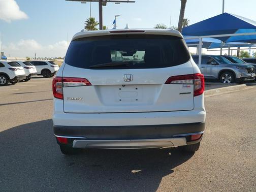 2020 Honda Pilot Touring 8-Passenger