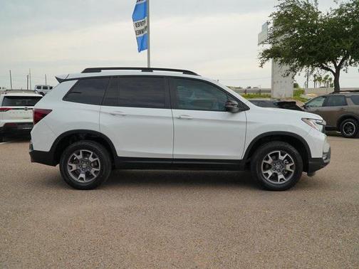 2023 Honda Passport AWD TrailSport