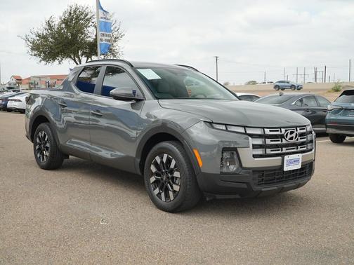 2025 Hyundai SANTA CRUZ SEL Activity