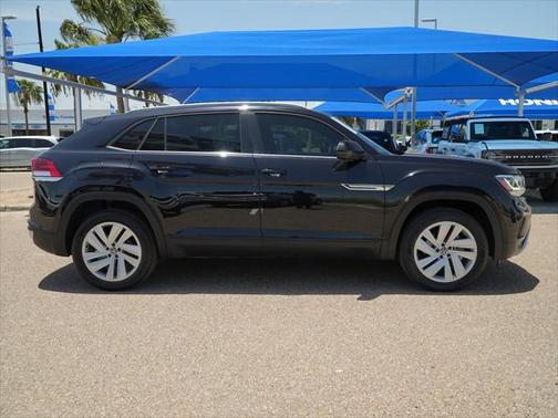 2022 Volkswagen Atlas Cross Sport 2.0T SE w/Technology