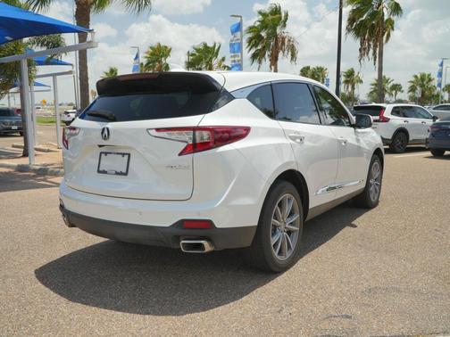Platinum White Pearl 2023 Acura RDX Technology Package