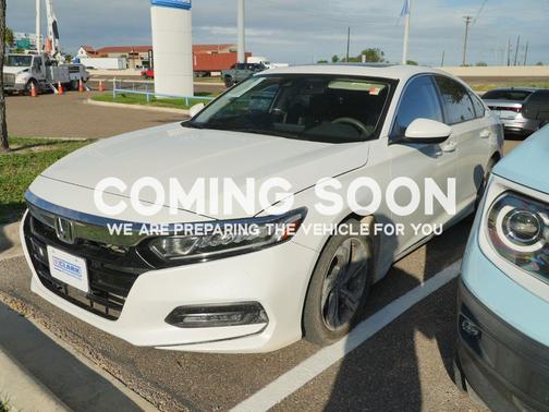 Platinum White Pearl 2018 Honda Accord EX