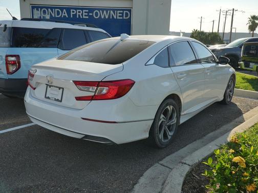 Platinum White Pearl 2018 Honda Accord EX