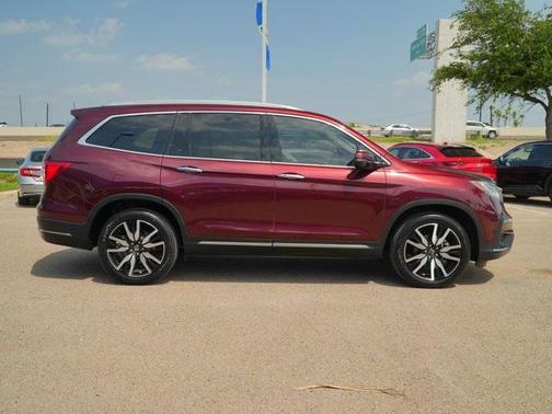 2022 Honda Pilot Touring 8-Passenger