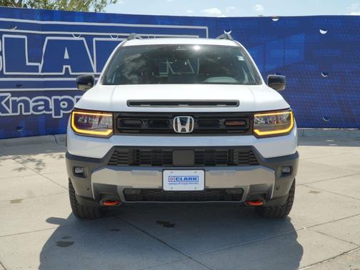 Platinum White Pearl 2026 Honda Passport AWD TrailSport
