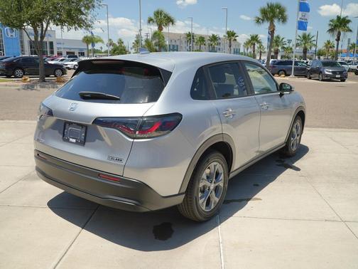 Solar Silver Metallic 2027 Honda HR-V LX
