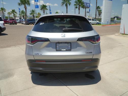 Solar Silver Metallic 2027 Honda HR-V LX