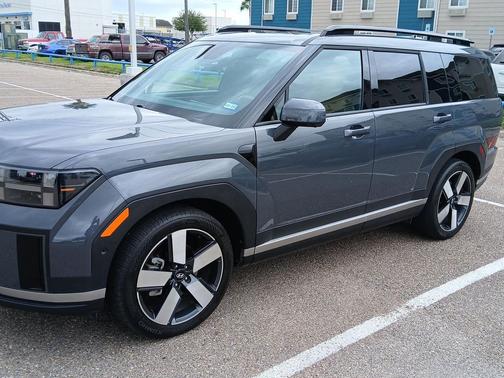 Ecotronic Gray 2024 Hyundai SANTA FE Limited