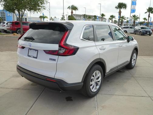 Platinum White Pearl 2026 Honda CR-V LX 2WD