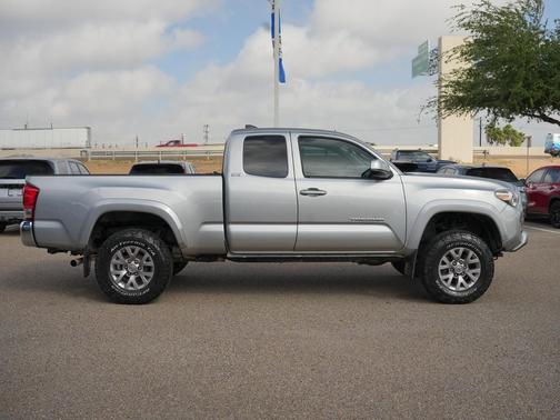 2016 Toyota Tacoma SR5