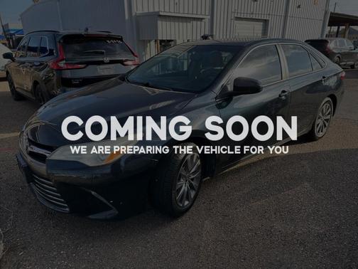 2016 Toyota Camry XLE