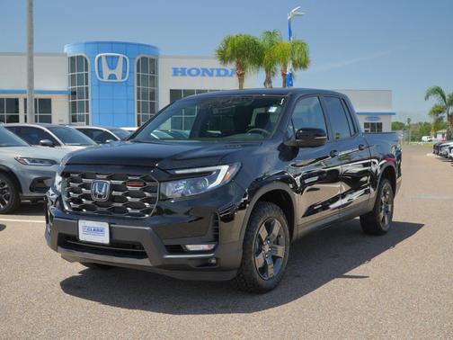 Crystal Black Pearl 2026 Honda Ridgeline TrailSport
