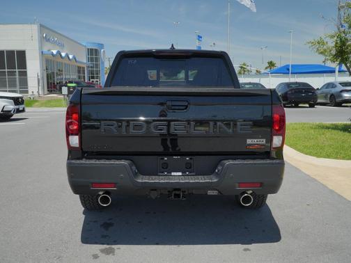 Crystal Black Pearl 2026 Honda Ridgeline TrailSport