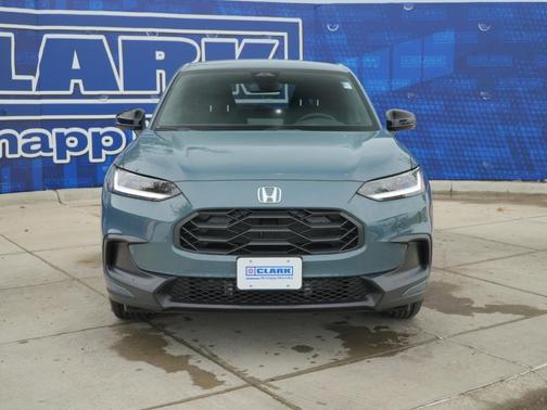 Nordic Forest Pearl 2027 Honda HR-V Sport