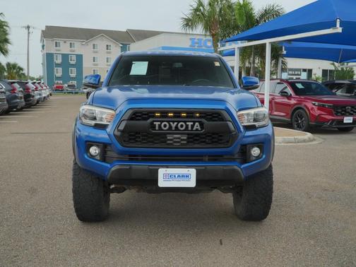 Blazing Blue Pearl 2018 Toyota Tacoma TRD Off Road