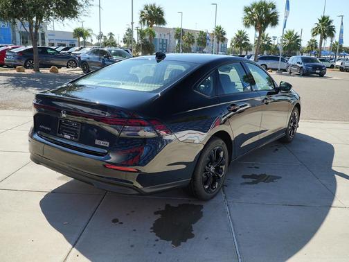 2025 Honda Accord Sport SE 1.5T