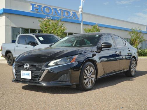 Super Black 2024 Nissan Altima S FWD