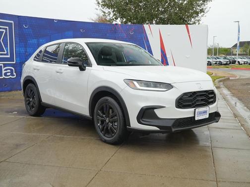 2026 Honda HR-V 2WD Sport