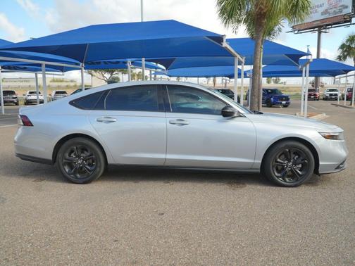 Solar Silver Metallic 2025 Honda Accord SE