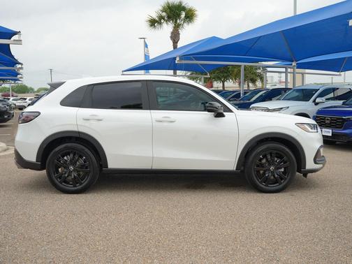 Platinum White Pearl 2026 Honda HR-V 2WD Sport