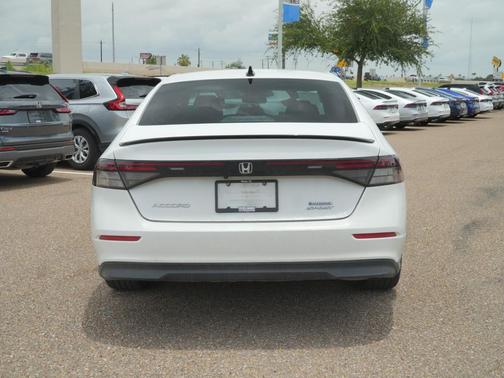 Platinum White Pearl 2025 Honda Accord Hybrid Sport