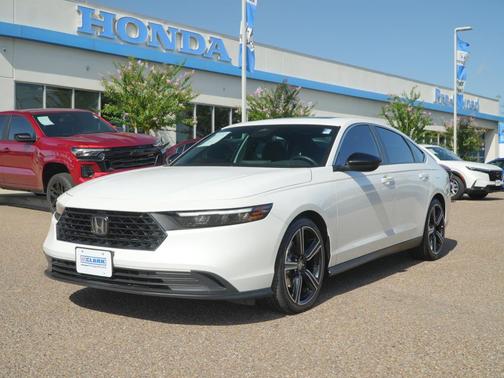 Platinum White Pearl 2025 Honda Accord Hybrid Sport