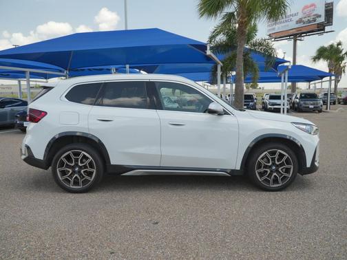 Alpine White 2023 BMW X1 xDrive28i